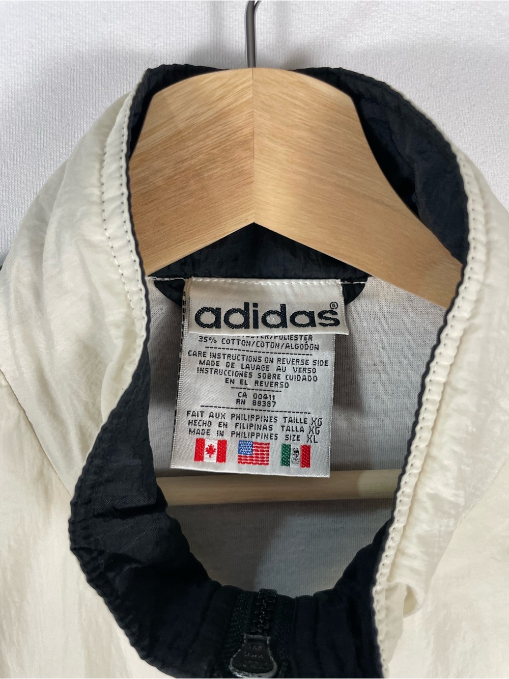 Vintage Adidas Black White Trefoil Track Windbreaker Warmup Light Jacket Sz XL - Picture 9 of 14